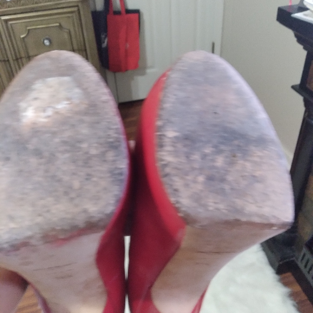 YSL Heels - Picture 2 of 4